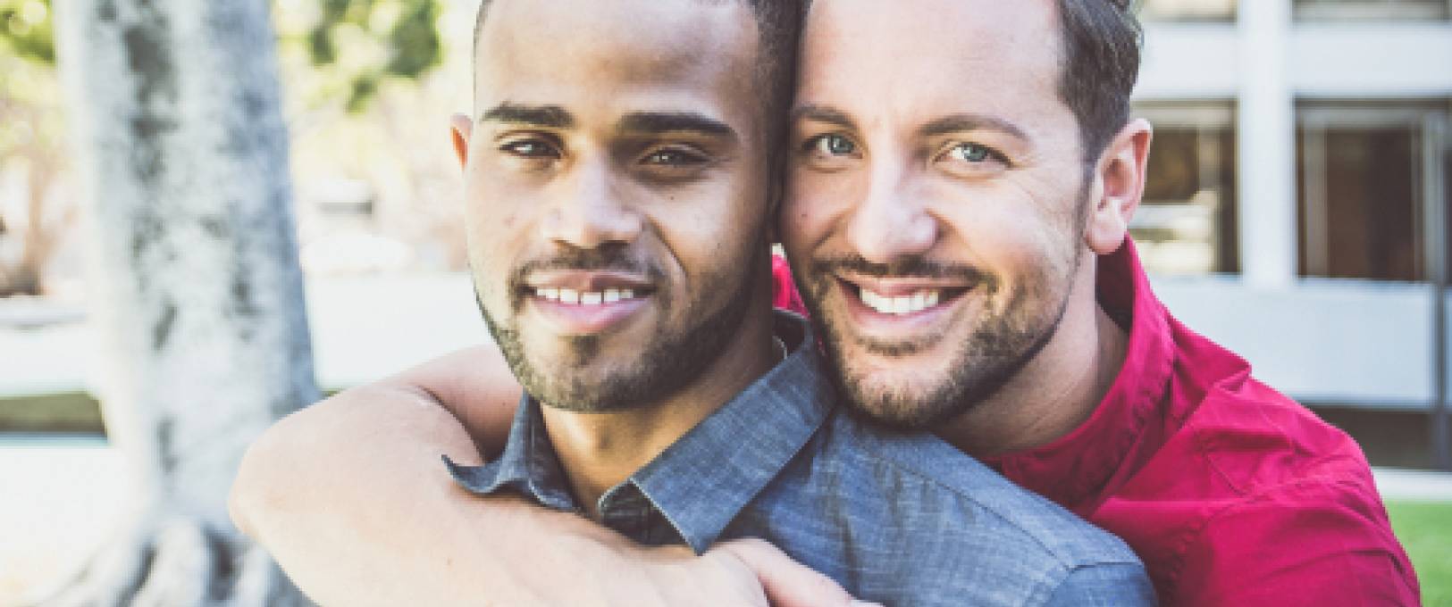 Découvrir sa bisexualité : Ce n'est pas comme baiser un homme