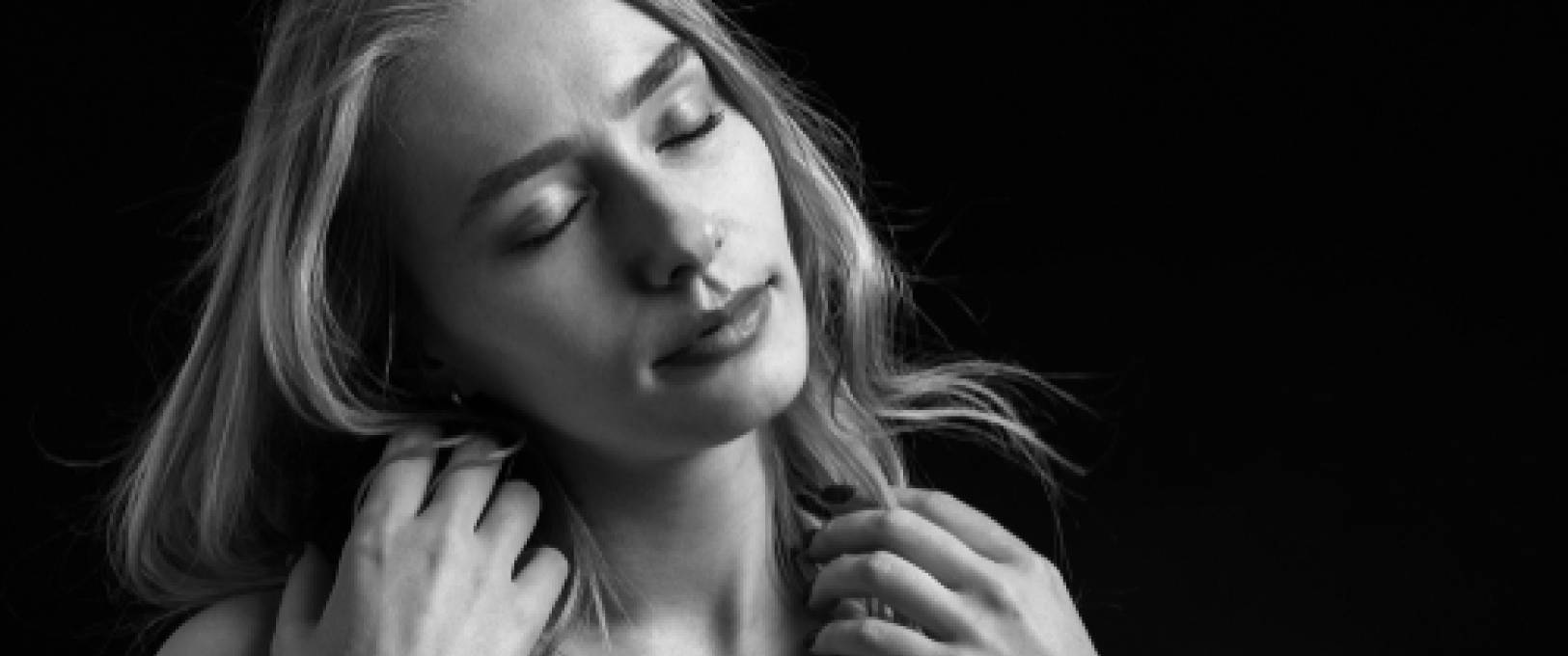 Histoire de sexe transgenre : Tu es plus belle que sur les photos